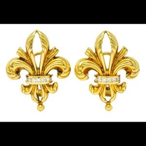 Retro LAGOS Caviar Fleur de Lis 18K gold Earrings